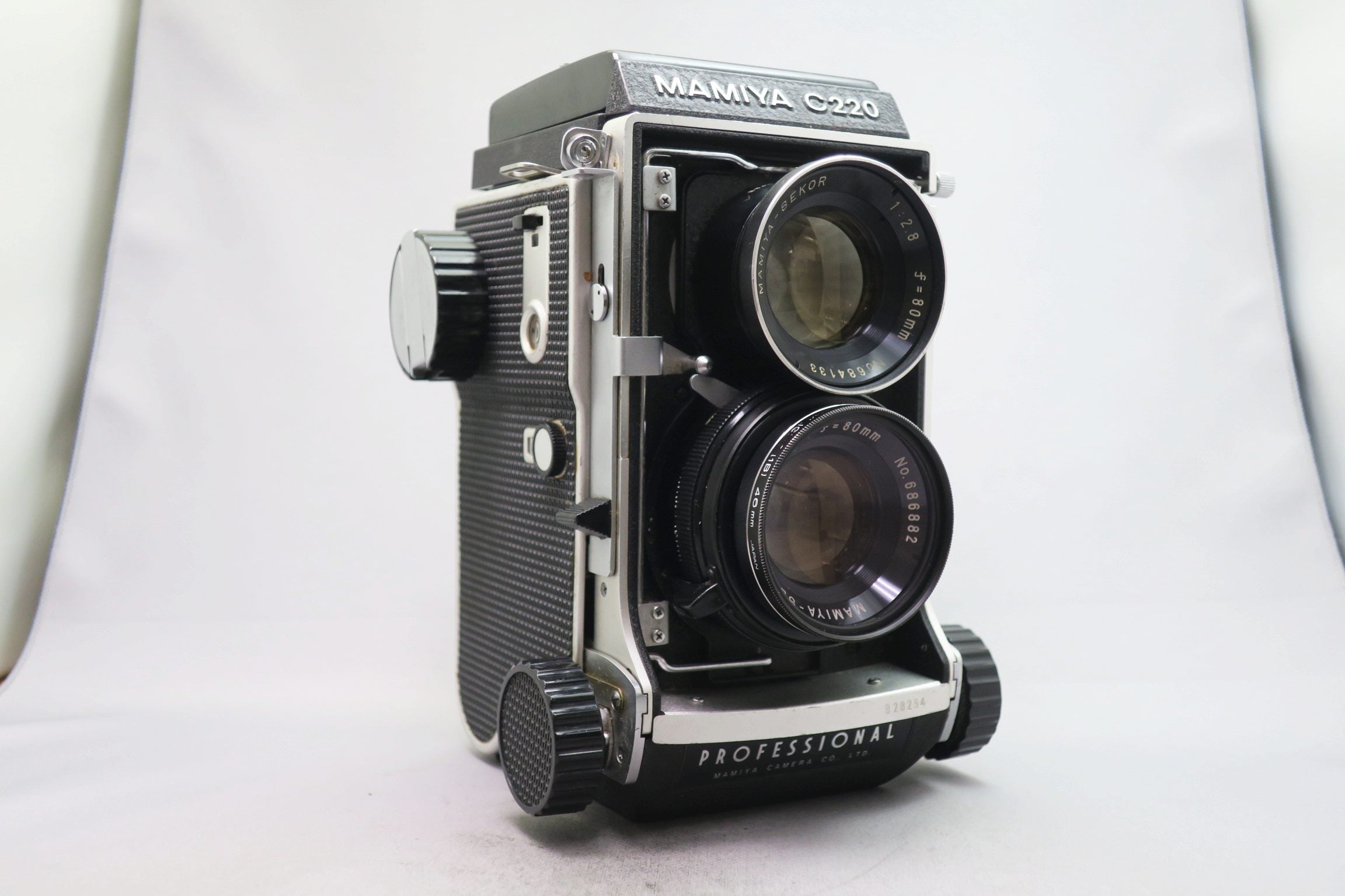 MAMIYA マミヤ C２２０ プロフェッショナル ジャンク品 マミヤ C220 プロフェッショナル 80/2.8