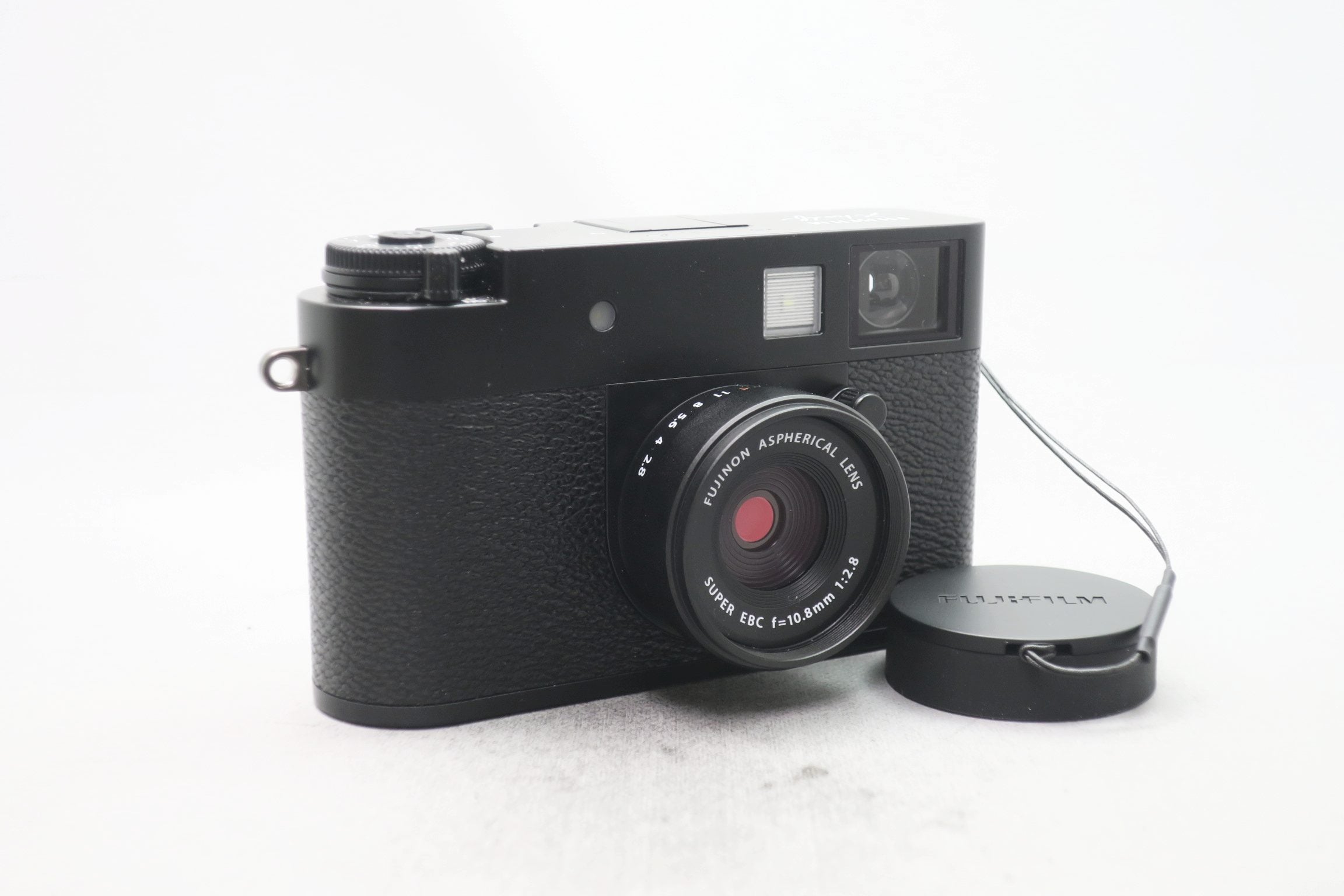 富士フィルム X-HF1 X half ブラック
