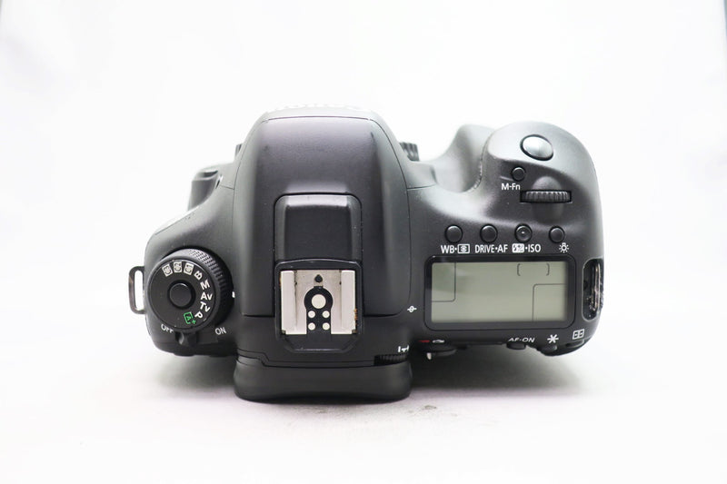 Canon BG-E16 Battery Grip for Canon EOS 7D Mark II Review