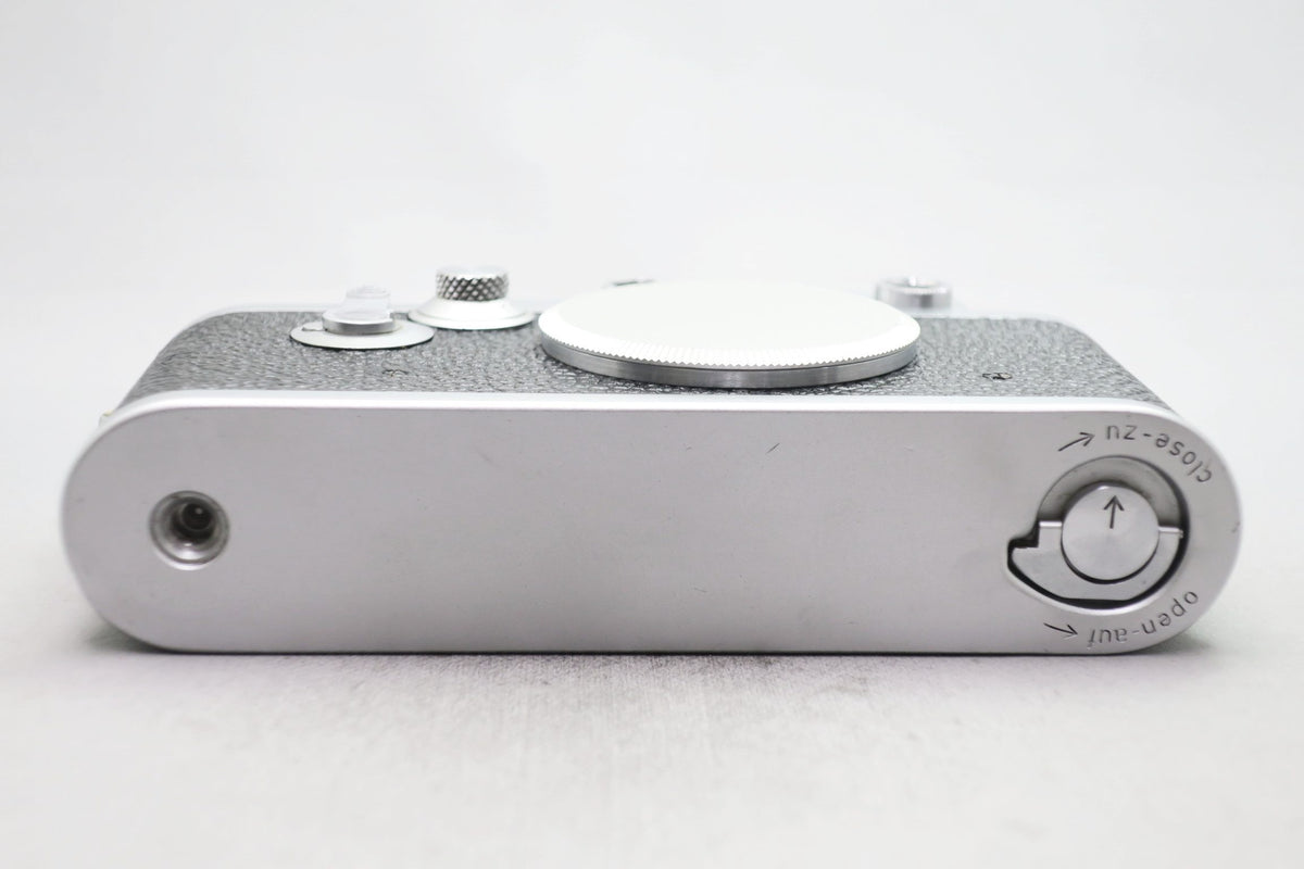 Leica ライカ IIIF RD セルフ付き 77万台,1955年 整備済 Leica ライカ IIIF RD セルフ付き 77万台,1955年 整備済 - メルカリ