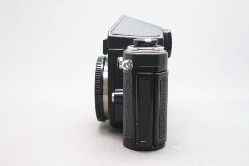 ニコン F2 チタン　ノーネーム