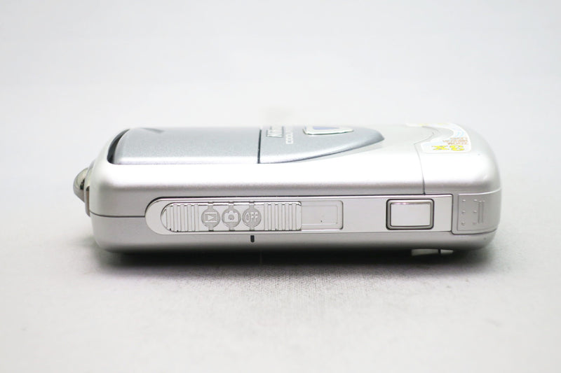 ニコン COOLPIX E3500
