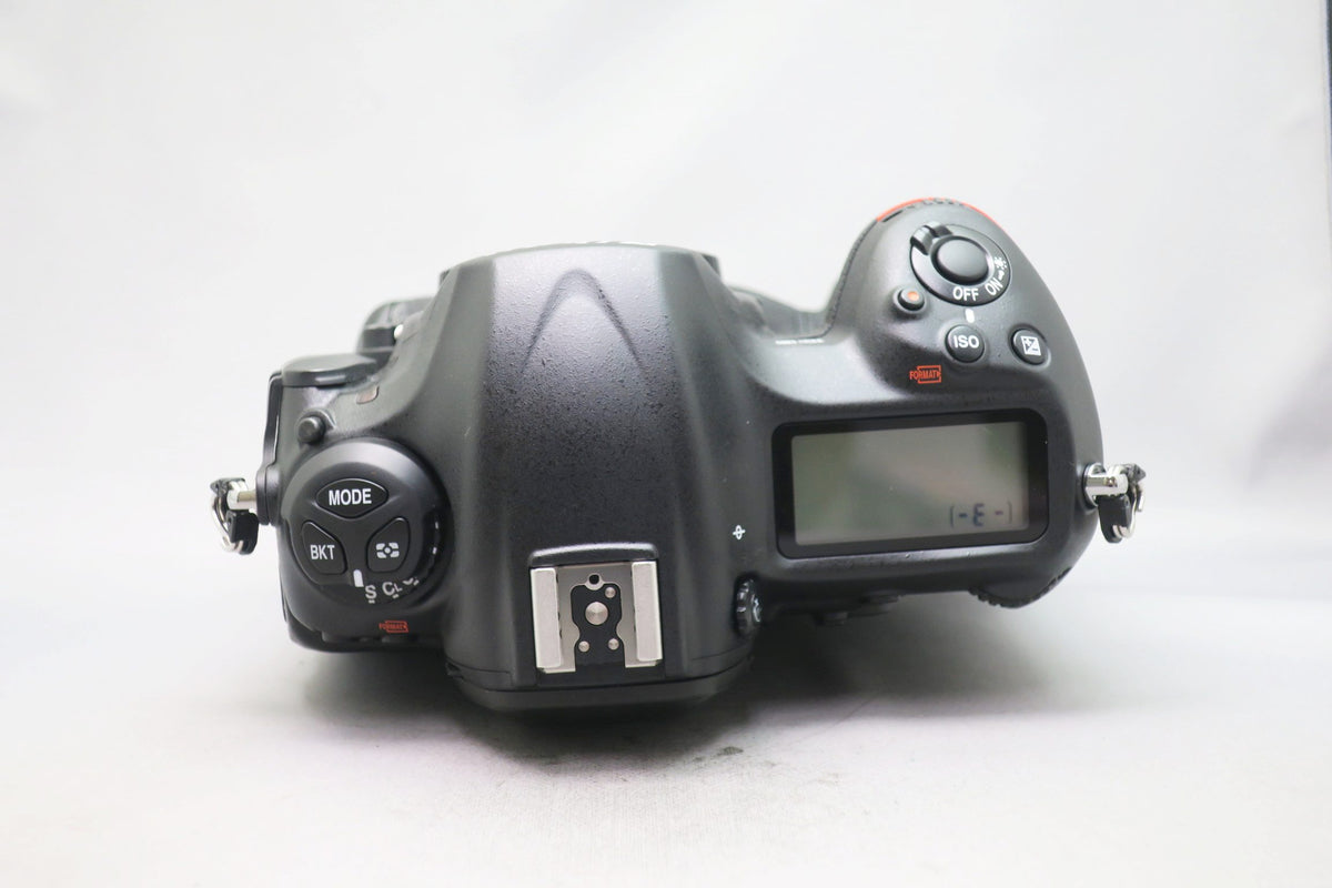 ニコン D5 XQD-Type