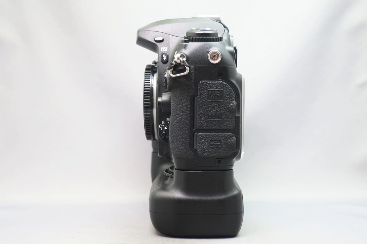 ニコン D200とその他セット ニコン D200 MB-D200セット