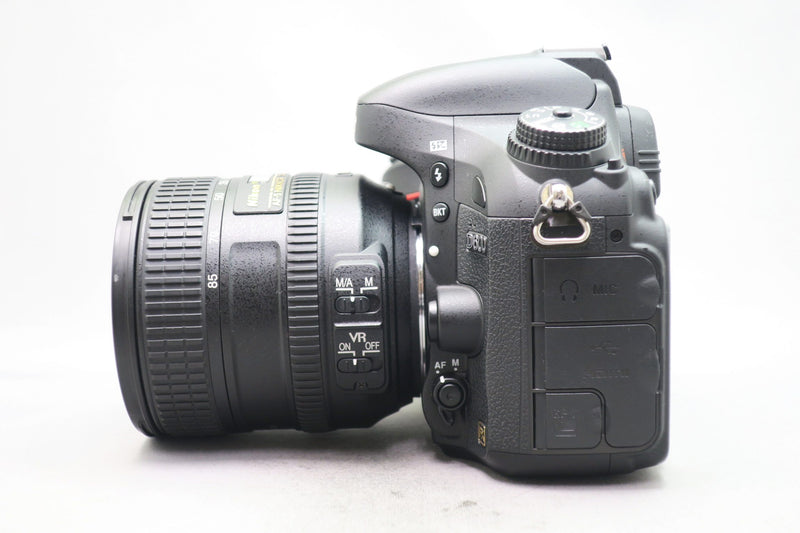 ニコン D600　AF-S ニッコール 24-85/3.5-4.5