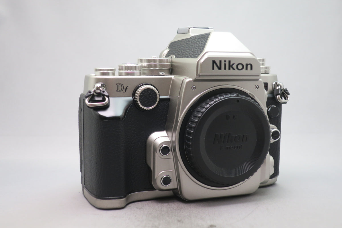 超美品 Nikon FG 分解整備清掃済み シルバー #8614 超美品 Nikon FG 分解整備清掃済み シルバー #8614 - メルカリ