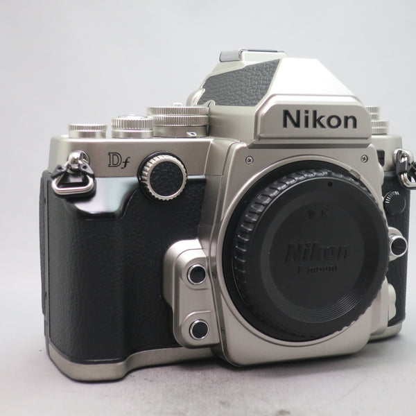 ニコン Df シルバー
