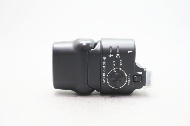 ニコン 1 V1　1 ニッコール VR 10-30/3.5-5.6