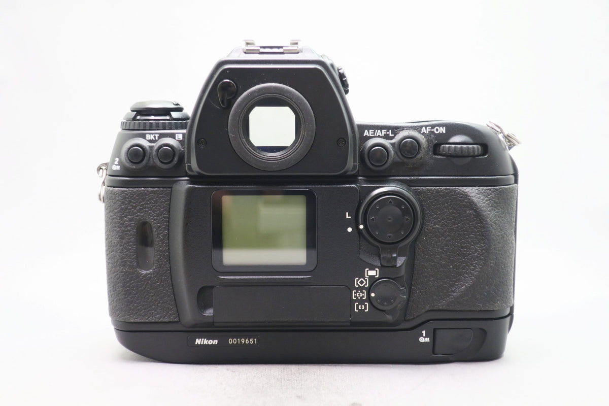 Nikon F6 腰痛持ちの店長 Nikon F6 腰痛持ちの店長 Nikon F6 腰痛持ちの店長様専用