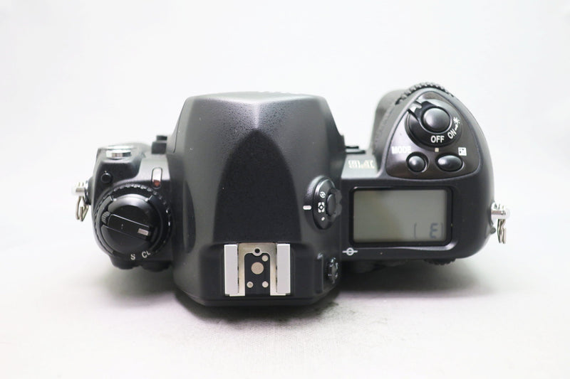 ニコン F6