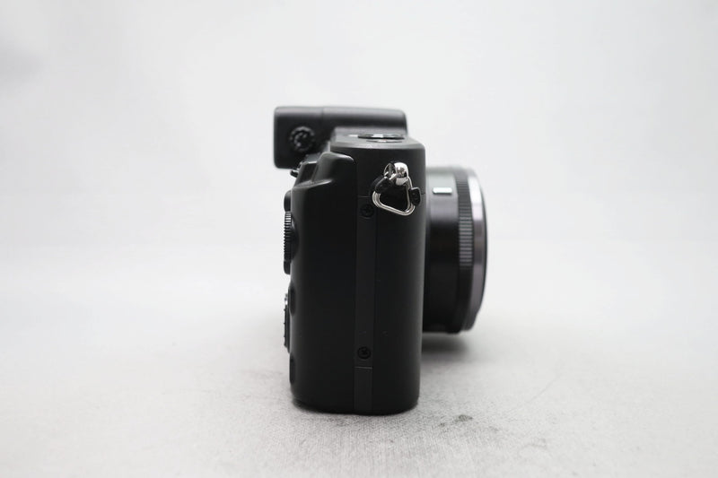 ニコン 1 V1　1 ニッコール 10/2.8