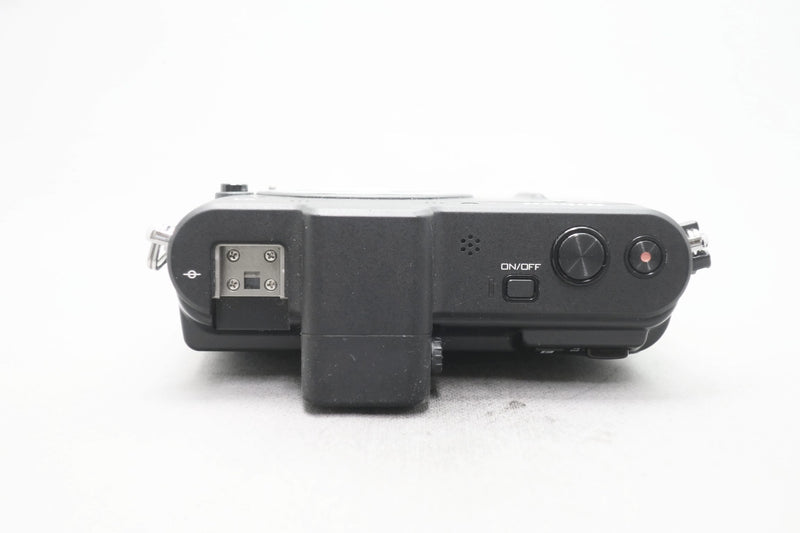 ニコン 1 V1　1 ニッコール 10/2.8