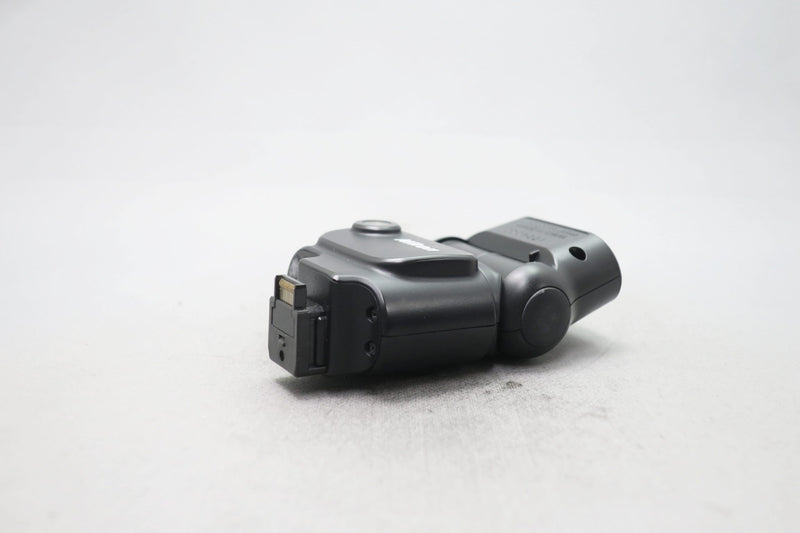 ニコン 1 V1　1 ニッコール 10/2.8