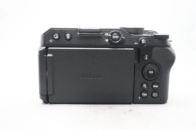 ニコン Z30　16-50 VR レンズキット