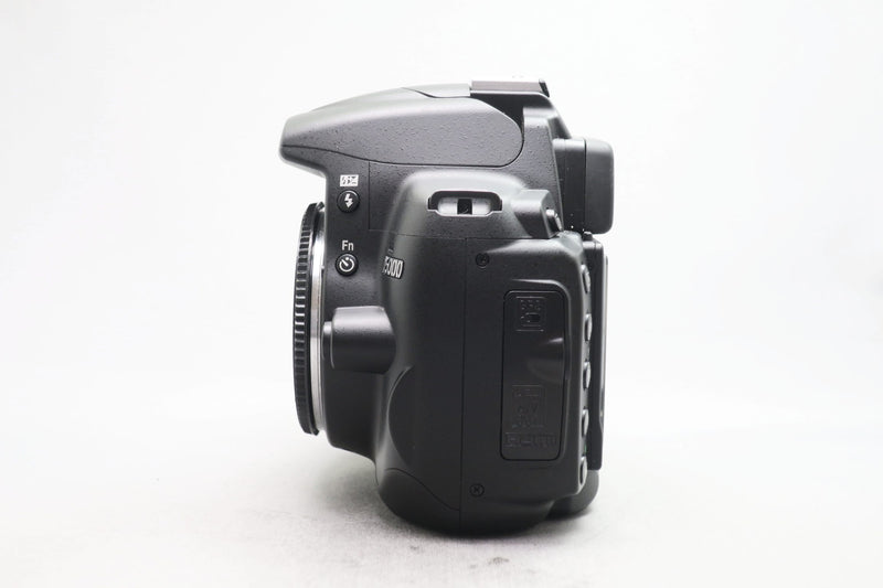 ニコン D5000
