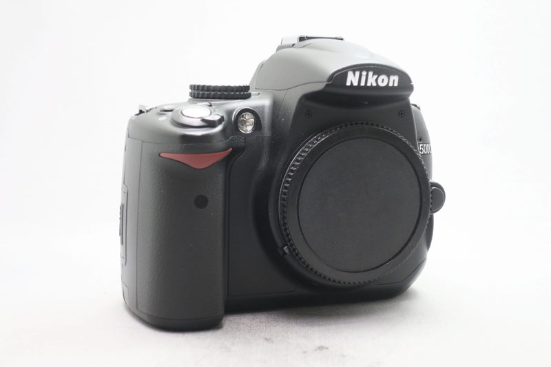 ニコン D5000