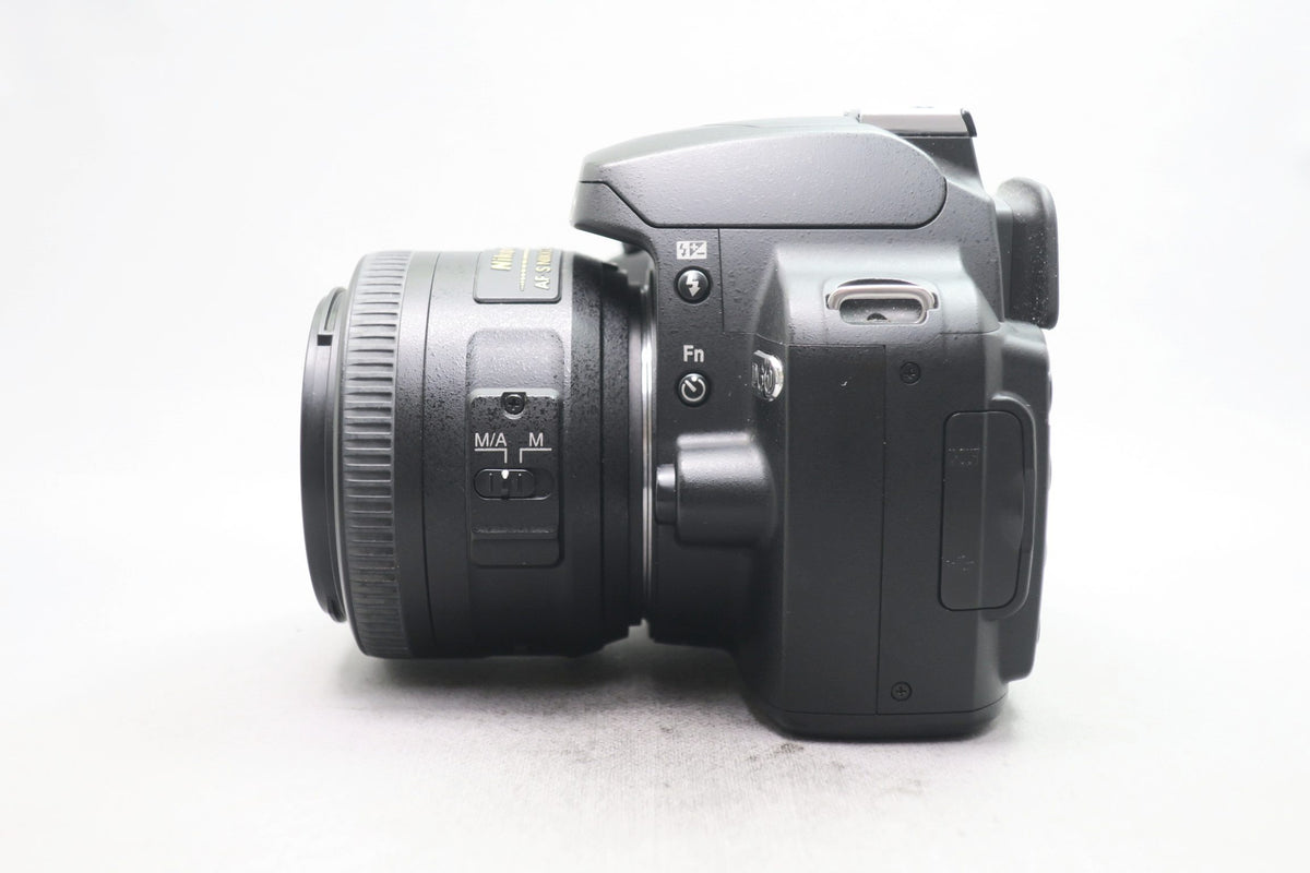 ニコン D60 AF-S DX ニッコール 35/1.8G