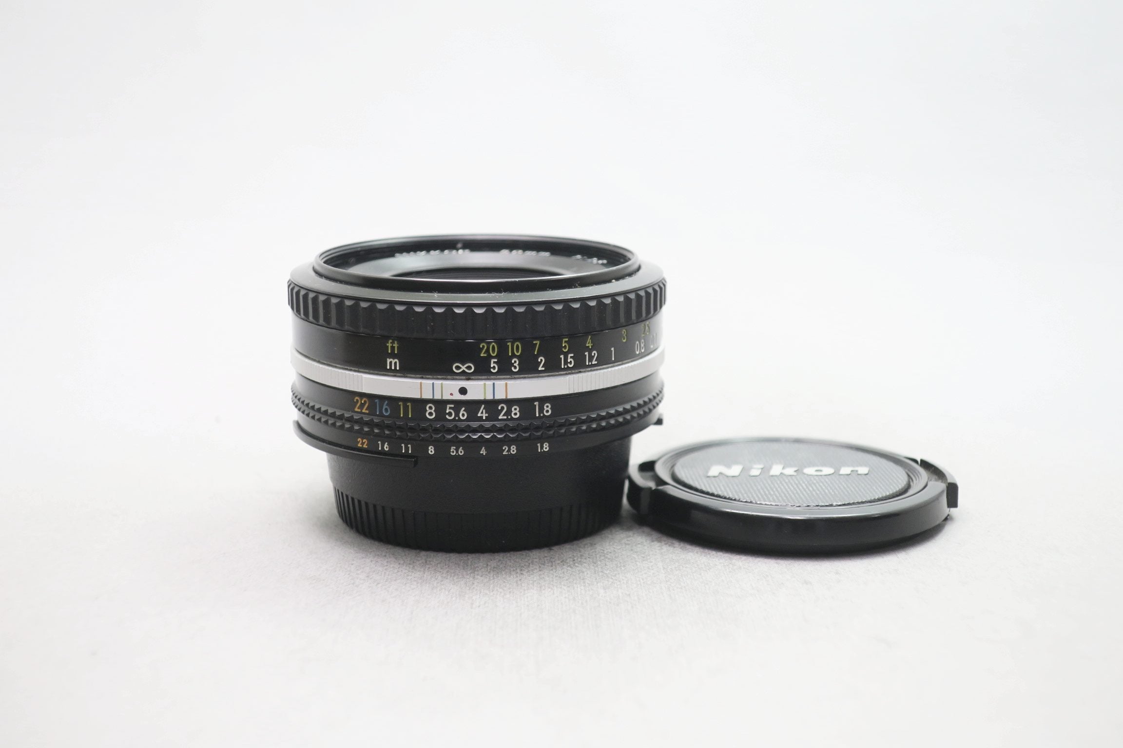 中古ニコンMFレンズ