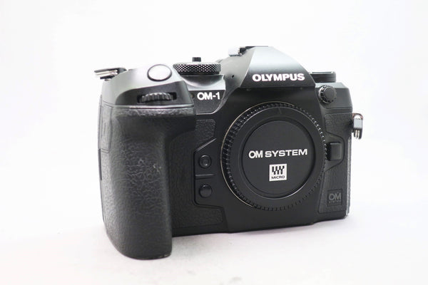 OM システム　OM-1