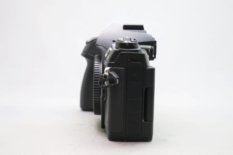 オリンパス OM-D E-M1 Mark II