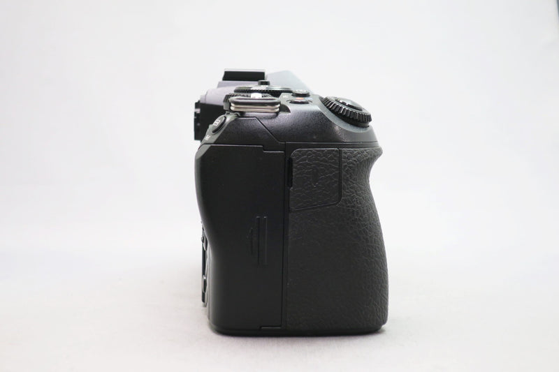 オリンパス OM-D E-M1 Mark II