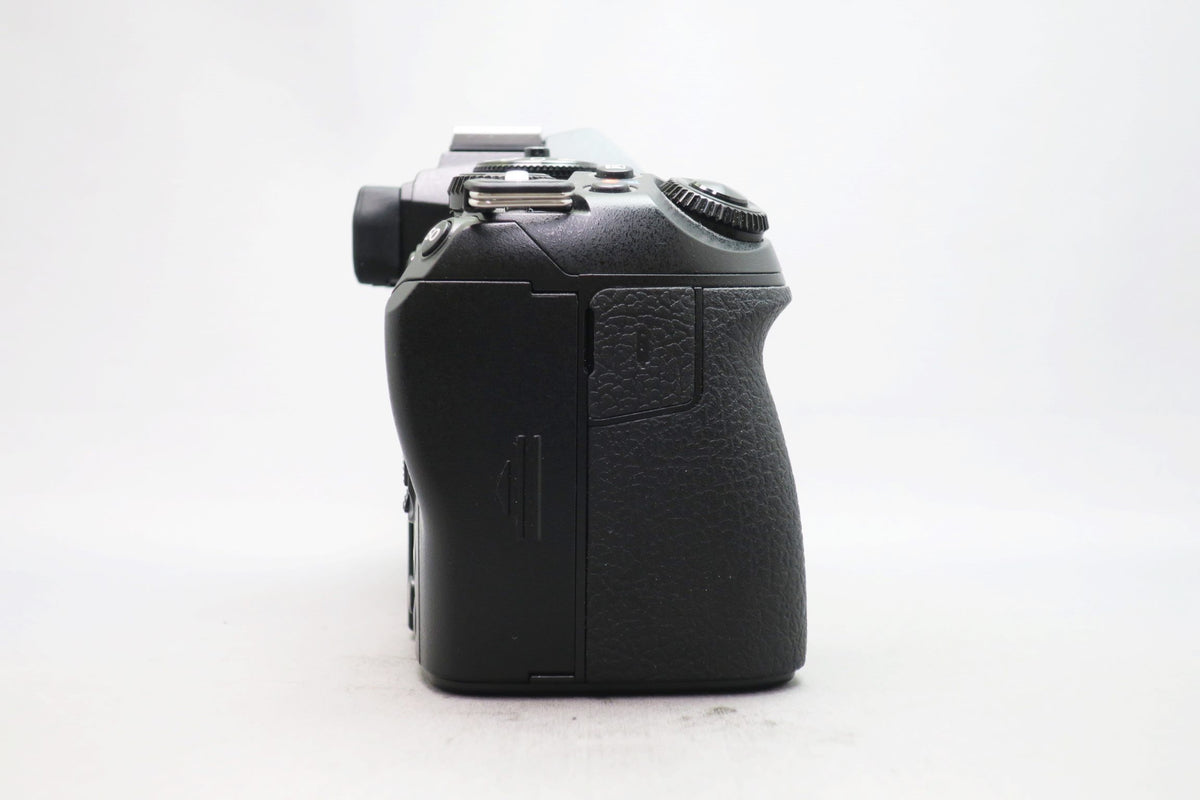 オリンパス OM-D E-M1 Mark III