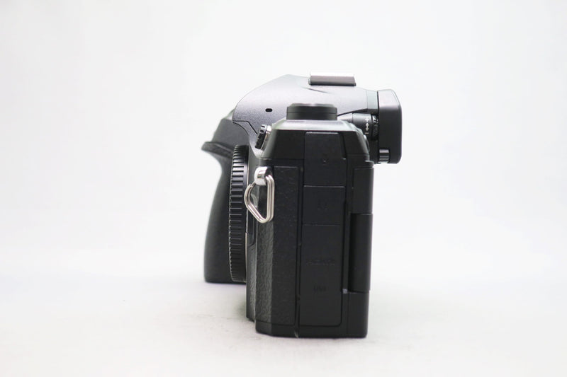 OM SYSTEM OM-1