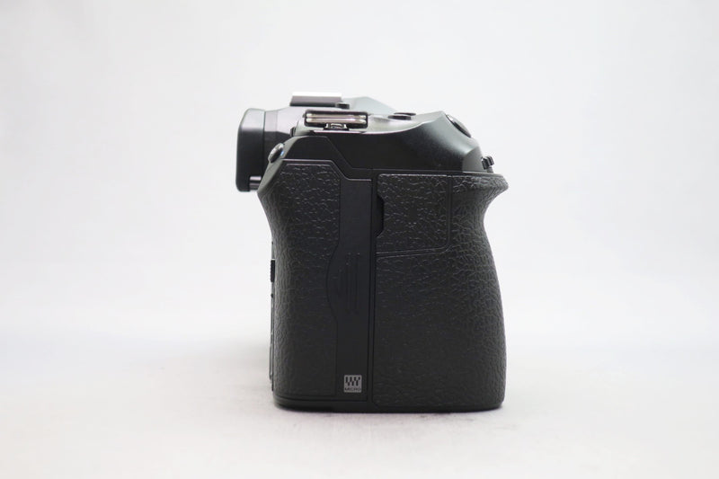 OM SYSTEM OM-1