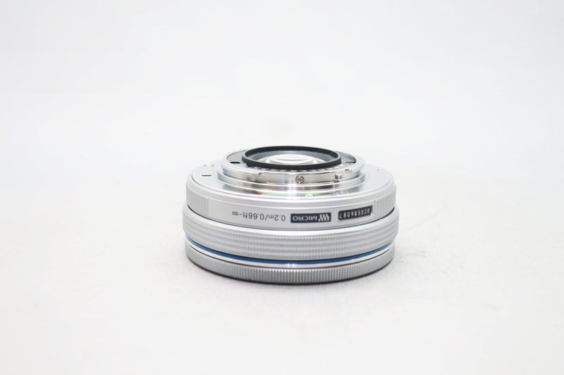 オリンパス PEN E-P7　14-42/3.5-5.6 EZ