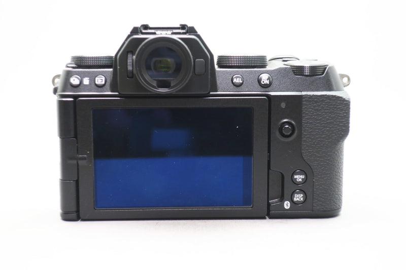 富士フィルム　X-S20
