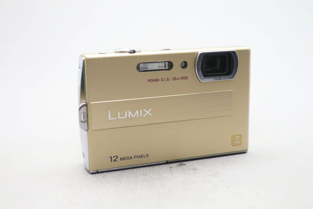 パナソニック LUMIX DMC-FP8