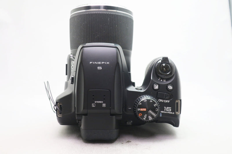 FUJIFILM ロングズームカメラ FinePix S9200　作動確認済 Amazon.com : Fujifilm FinePix S9200 16 MP Digital Camera
